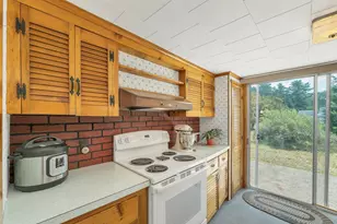 28 Salmon Falls Rd, Rochester, NH 03868 - Photo 7
