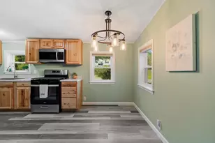 26 Country Ln, Fremont, NH 03044 - Photo 5
