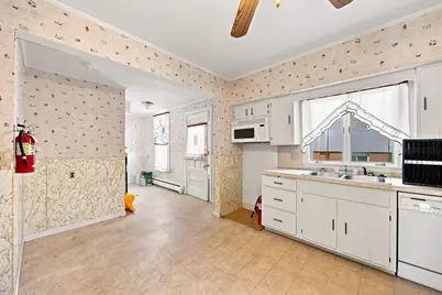 16 Chestnut Street, Tilton, NH 03276 - Photo 17