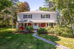 8 Mirror Lake Dr, Tuftonboro, NH 03853 - Photo 3