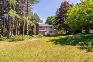 8 Mirror Lake Dr, Tuftonboro, NH 03853 - Photo 7