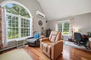 17 Laurel Rd, Hooksett, NH 03106 - Photo 11