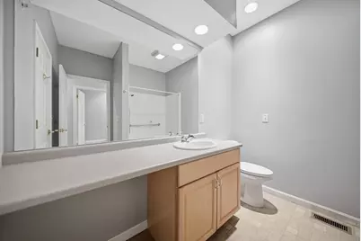 34 Mammoth Road #18, Hooksett, NH 03106 - Photo 21