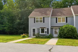 17 Chestnut Cir, Merrimack, NH 03054 - Photo 5
