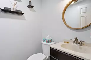 17 Chestnut Cir, Merrimack, NH 03054 - Photo 17