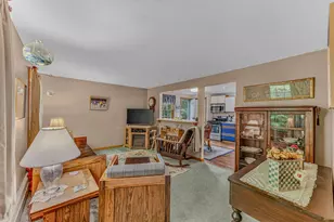 22 Wildwood Dr, Campton, NH 03223 - Photo 5