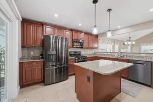 31 Castle Ct, Kingston, NH 03848 - Photo 15