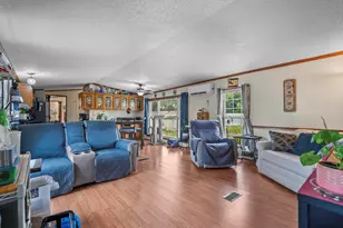 9 St Joseph Dr, Belmont, NH 03220 - Photo 3