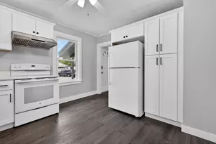 58 Lowell Rd, Hudson, NH 03051 - Photo 5