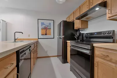 76 Glengarry Drive, Stratham, NH 03885 - Photo 7