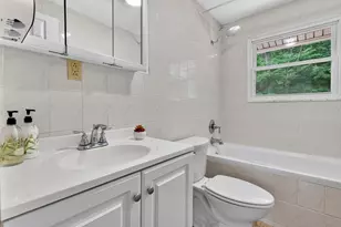 11 Tanglewood Dr, Dover, NH 03820 - Photo 23