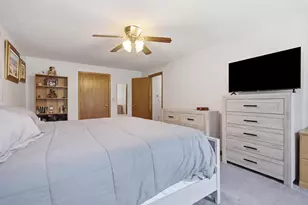 29 Chasebrook Cir, Litchfield, NH 03052 - Photo 13
