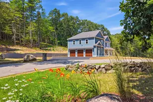 6 Eastview Dr, Derry, NH 03038 - Photo 3