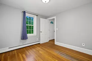 10 Academy Ave, Atkinson, NH 03811 - Photo 17