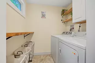 10 Academy Ave, Atkinson, NH 03811 - Photo 9