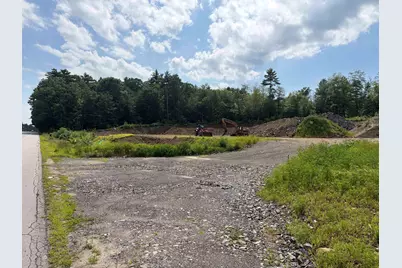 364 Calef Highway #016-038-004, Epping, NH 03042 - Photo 5