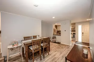 1465 Hooksett Rd, Hooksett, NH 03106 - Photo 9