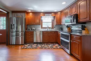 8 Sullivan Rd, Hudson, NH 03051 - Photo 17