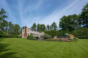 8 Sullivan Rd, Hudson, NH 03051 - Photo 5