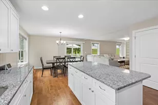 25 2nd St, Hudson, NH 03051 - Photo 19