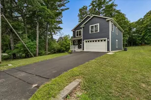 25 2nd St, Hudson, NH 03051 - Photo 3