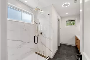 82 Kings Hwy, Hampton, NH 03842 - Photo 33