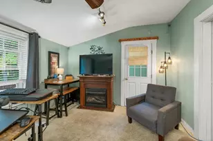 19 Stevens Ave, Meredith, NH 03253 - Photo 27