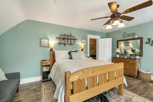 19 Stevens Ave, Meredith, NH 03253 - Photo 33