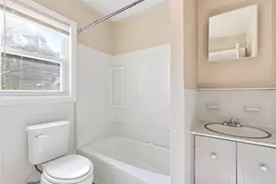 514 Hanover St, Manchester, NH 03104 - Photo 13