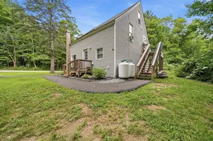 88 Chuck St, Weare, NH 03281 - Photo 33