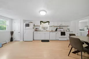 88 Chuck St, Weare, NH 03281 - Photo 5
