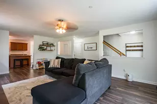 14 Kettle Lane, New Boston, NH 03070 - Photo 5