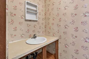 19 Village Dr, Raymond, NH 03077 - Photo 17