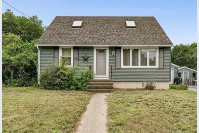 415 Greeley Street, Manchester, NH 03102 - Photo 1