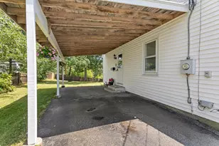 29 Devco Dr, Manchester, NH 03103 - Photo 7