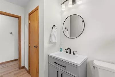 29 Devco Drive, Manchester, NH 03103 - Photo 27