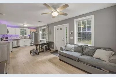 13 Charlestown Place, Derry, NH 03038 - Photo 7