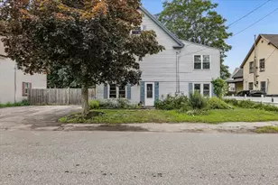 549 Lake Ave, Manchester, NH 03103 - Photo 3