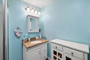 549 Lake Ave, Manchester, NH 03103 - Photo 31