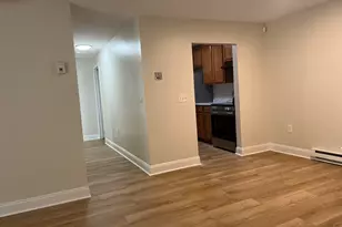 108 Eastern Ave, Manchester, NH 03104 - Photo 13