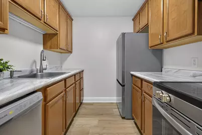 108 Eastern Avenue #201, Manchester, NH 03104 - Photo 15