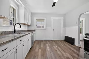 571 Amherst St, Manchester, NH 03104 - Photo 3