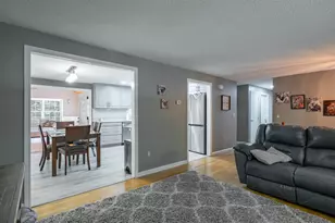 223 Baboosic Lake Rd, Merrimack, NH 03054 - Photo 7