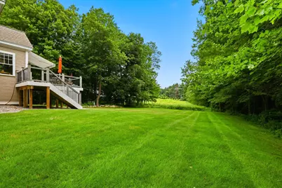 17 Hancock Drive, Bedford, NH 03110 - Photo 5