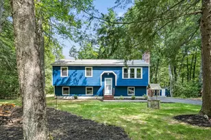 31 Evergreen Dr, Goffstown, NH 03045 - Photo 1