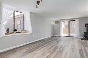 22 Essex Green Rd, Merrimack, NH 03054 - Photo 13