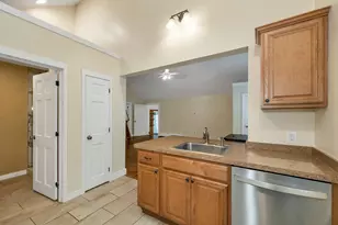 26 Old Mont Vernon Rd, Amherst, NH 03031 - Photo 31