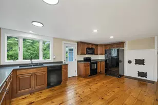 26 Old Mont Vernon Rd, Amherst, NH 03031 - Photo 5