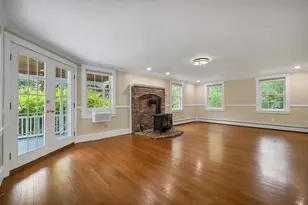 26 Old Mont Vernon Rd, Amherst, NH 03031 - Photo 3