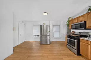 442 Mammoth Rd, Manchester, NH 03109 - Photo 29